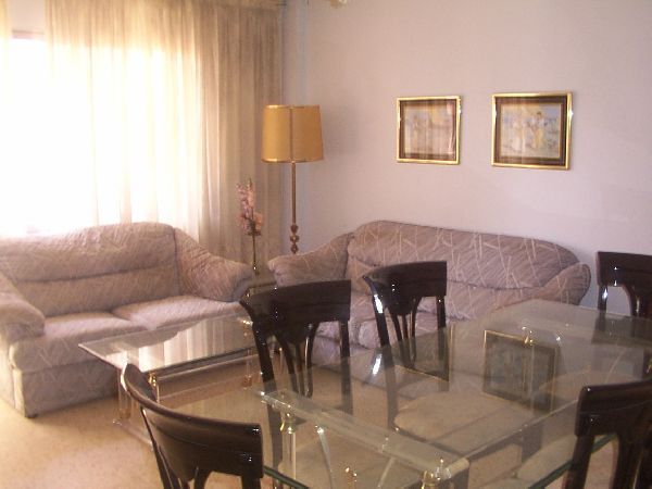 Piso 3 dormitorios céntrico